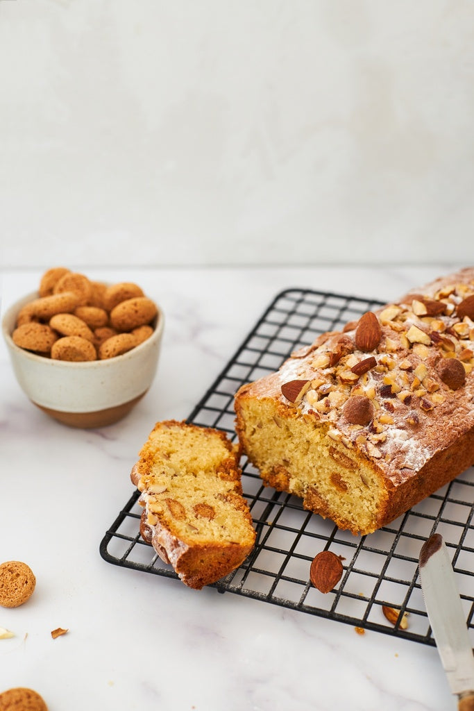 Pineut Italian Amaretti Cake